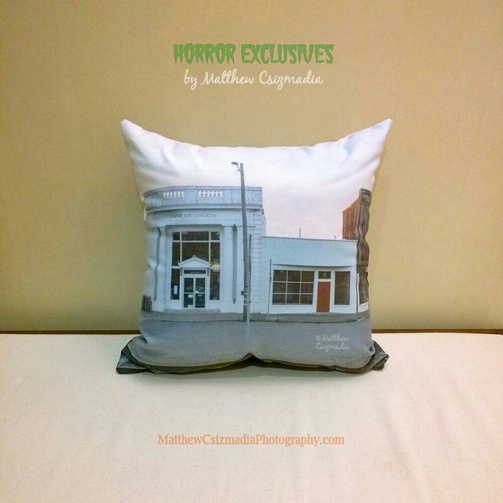 Halloween III: Season of the Witch "Curfew, curfew..." Throw Pillow 🎃 💀 ☘️